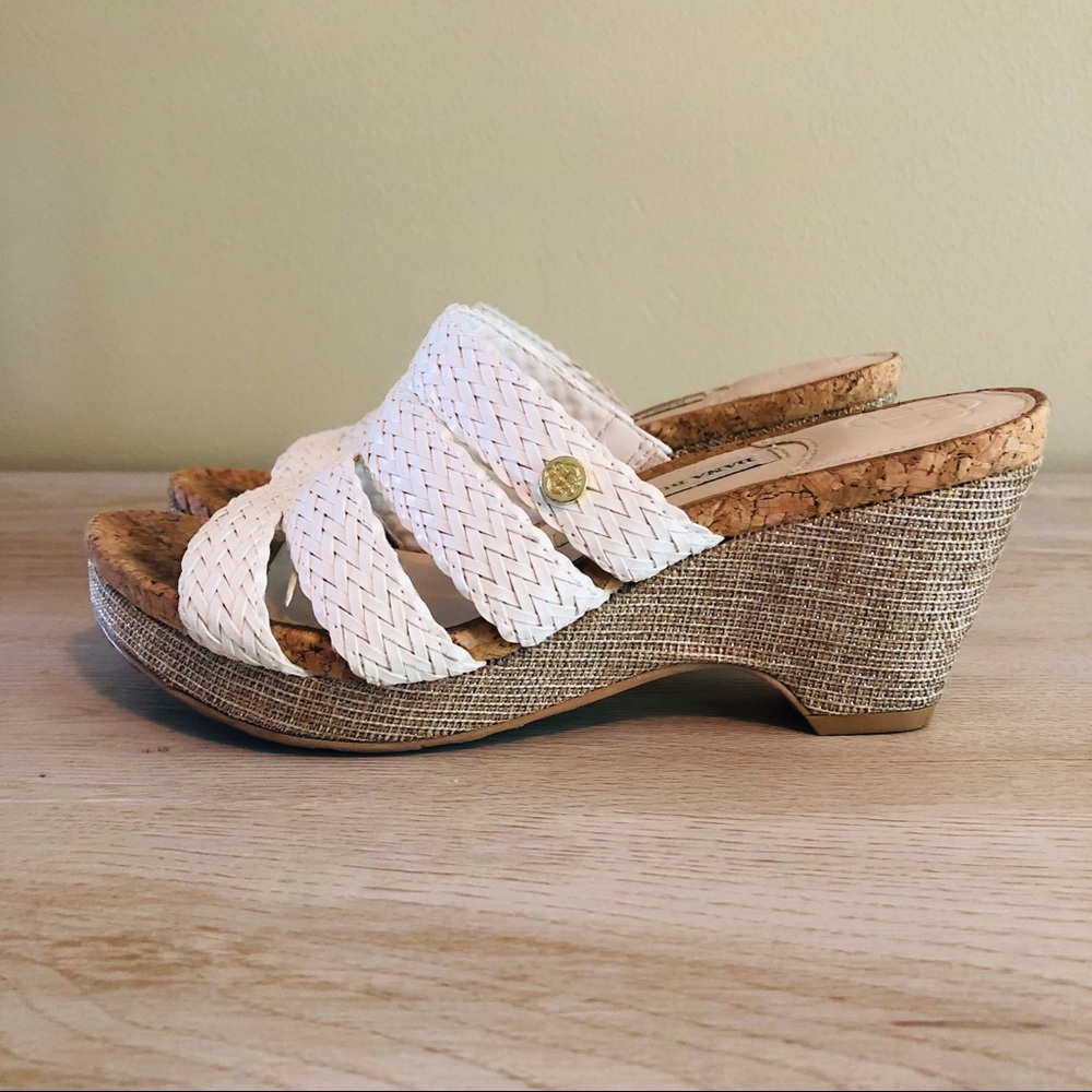 White Woven Leather Wedge Sandals 6 EUC